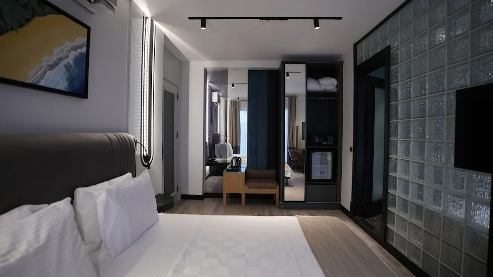 Deluxe Oda, Balkon, Deniz Manzaralı