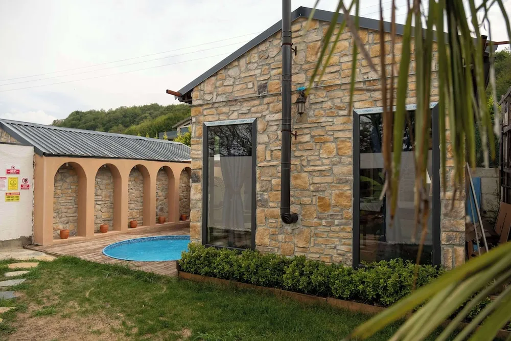 Standard Bungalov, Bahçe Manzaralı