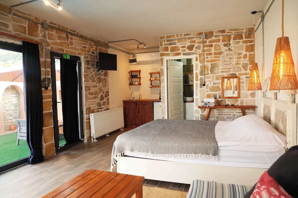 Standard Bungalov, Bahçe Manzaralı