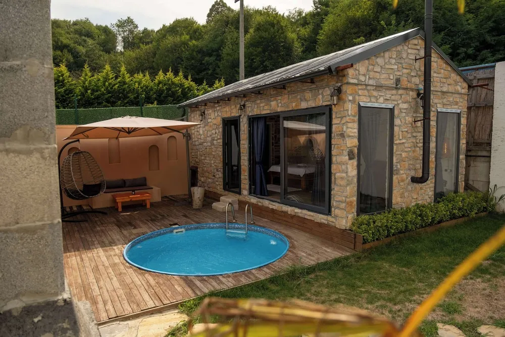 Standard Bungalov, Bahçe Manzaralı