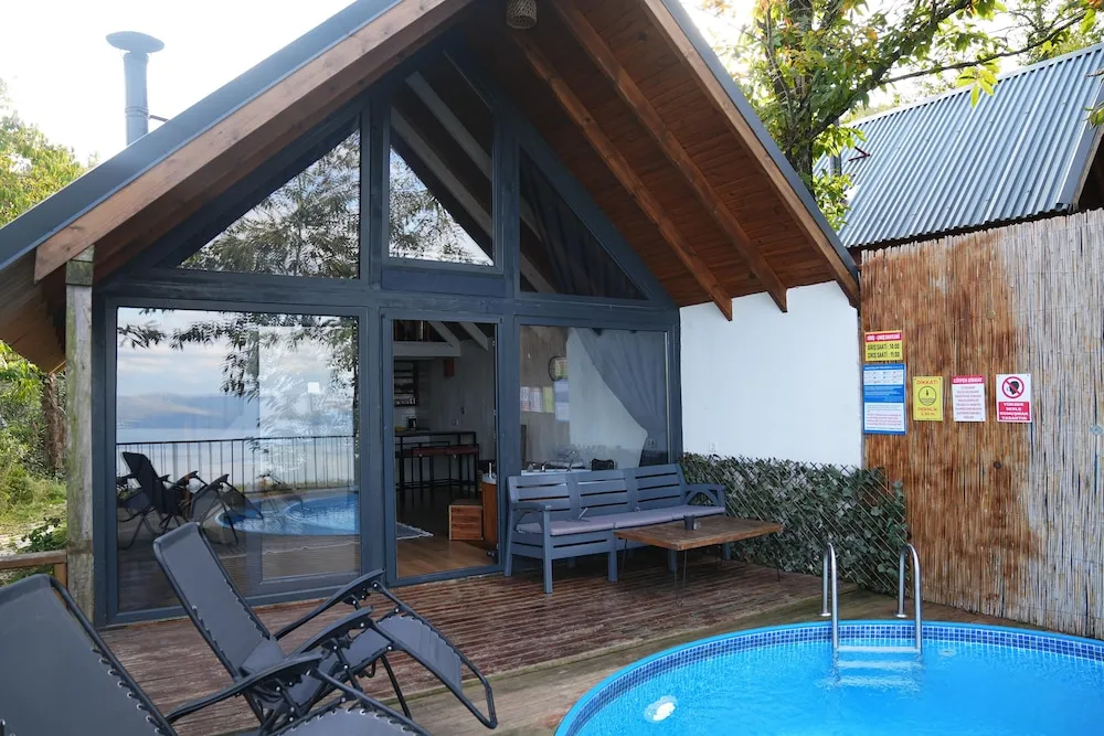 Bungalov, Göl Manzaralı