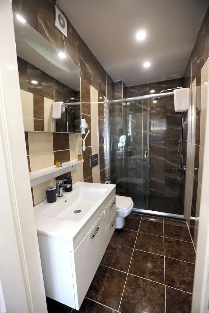 Luxury Üç Kişilik Oda