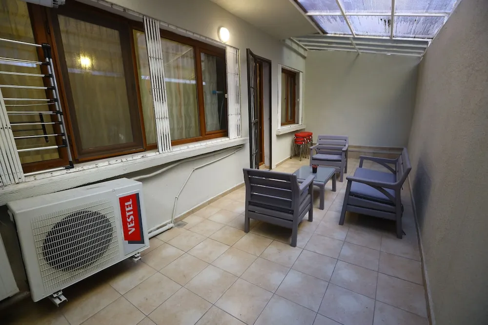 Family Apart Daire, Balkon