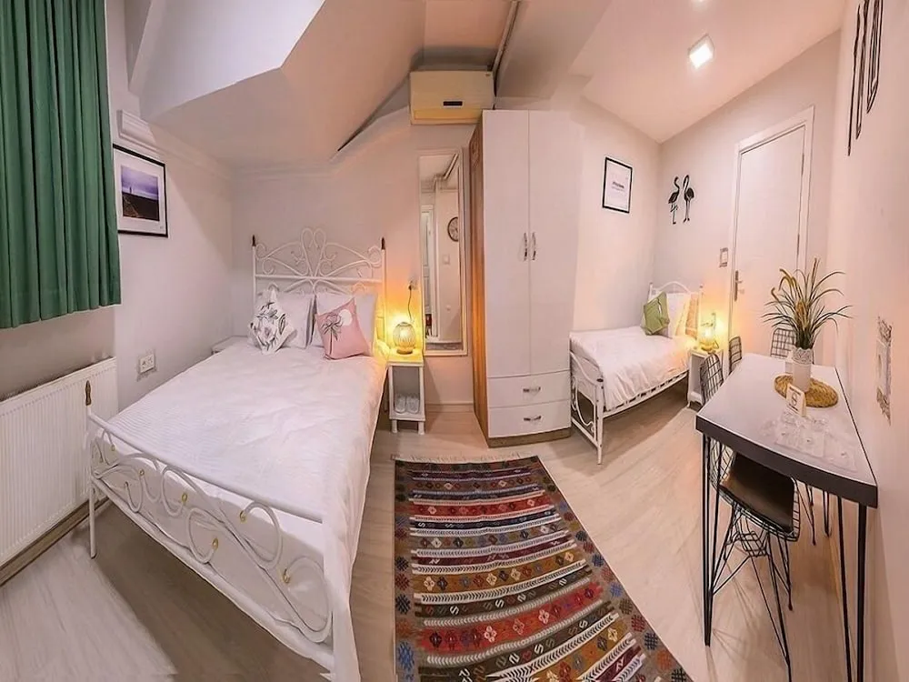 Classic Üç Kişilik Oda, Şehir Manzaralı