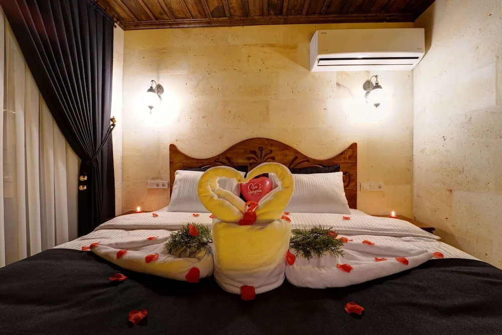 Romantic Süit, Sıcak Su Küveti, Vadi Manzaralı