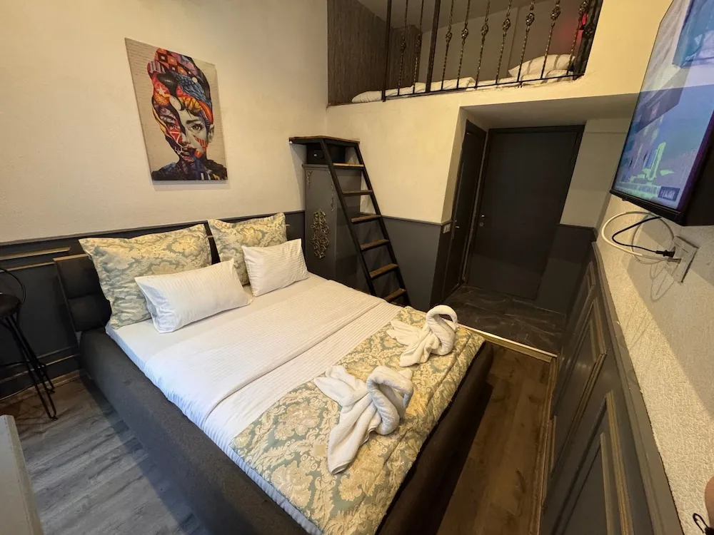 Comfort Dört Kişilik Oda