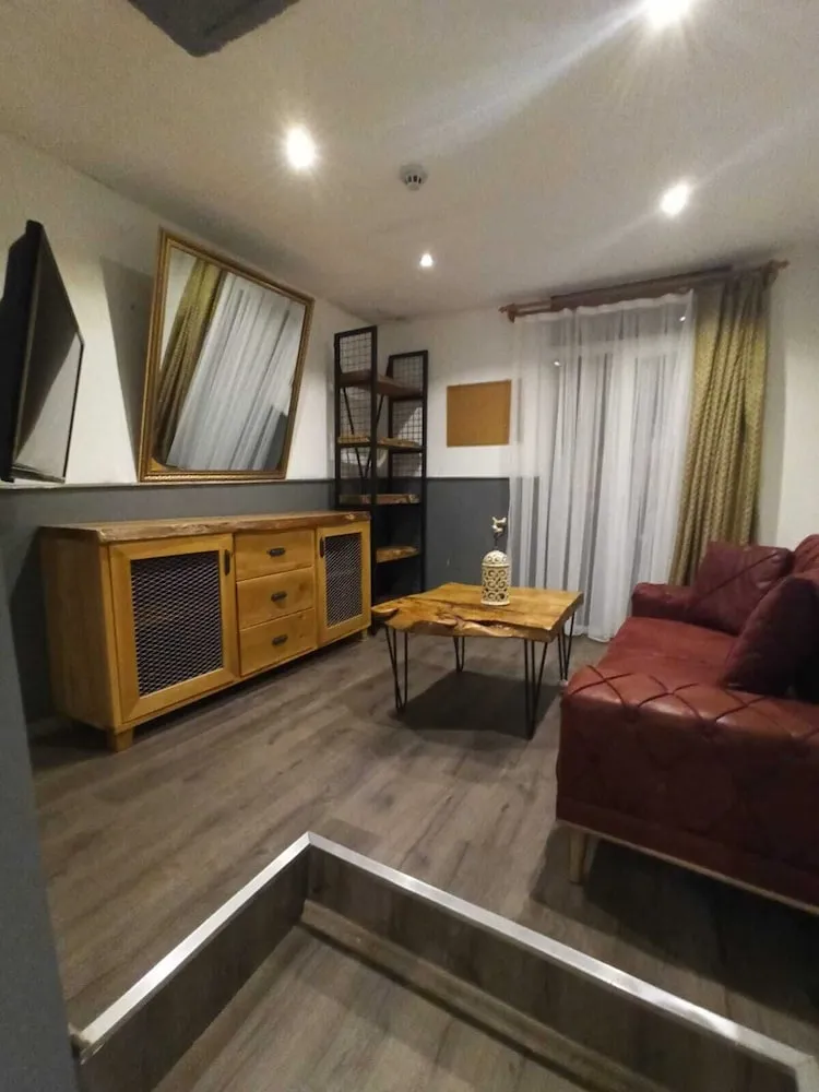 Deluxe Stüdyo Süit, Balkon