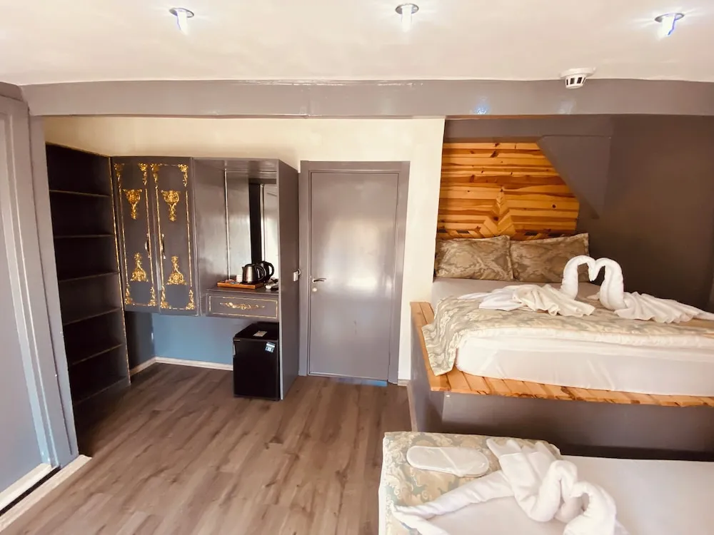 Deluxe İki Ayrı Yataklı Oda