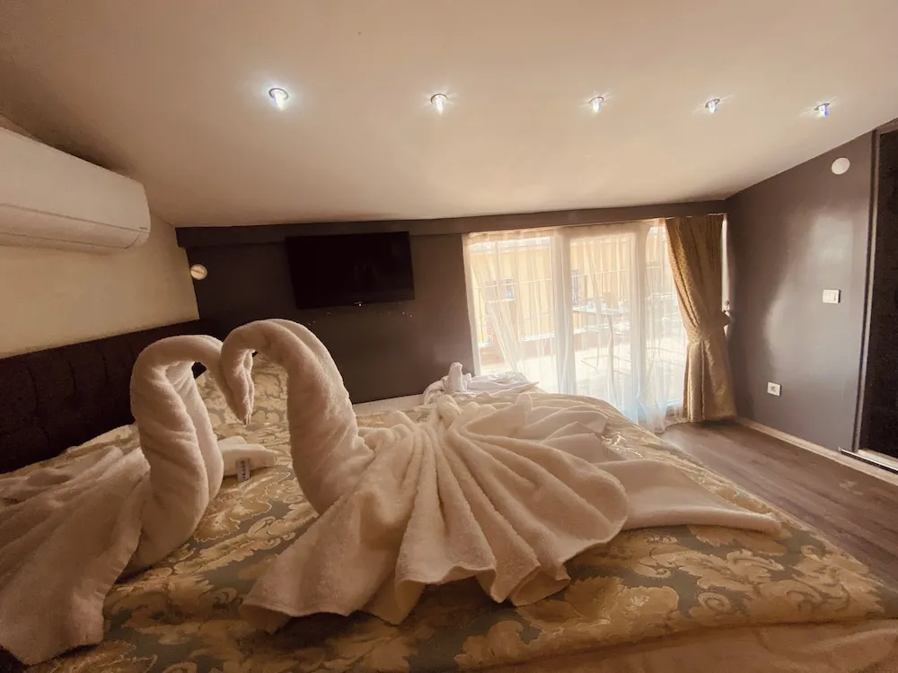 Deluxe İki Ayrı Yataklı Oda