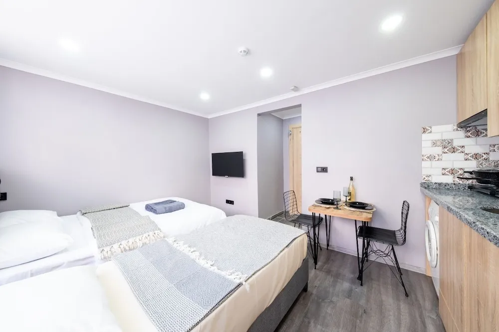 Comfort Üç Kişilik Oda, Şehir Manzaralı