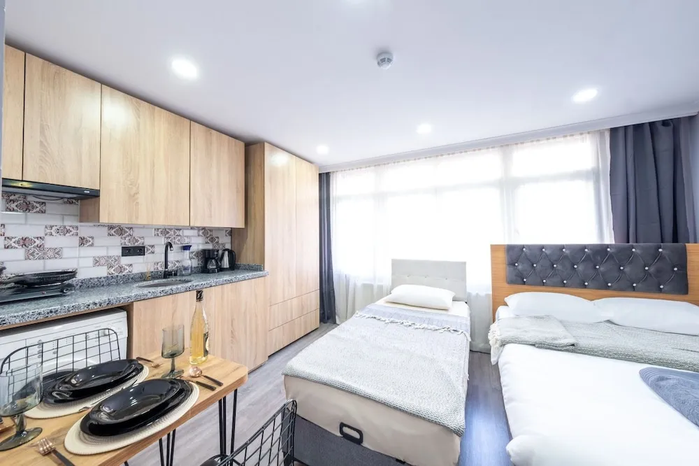 Comfort Üç Kişilik Oda, Şehir Manzaralı
