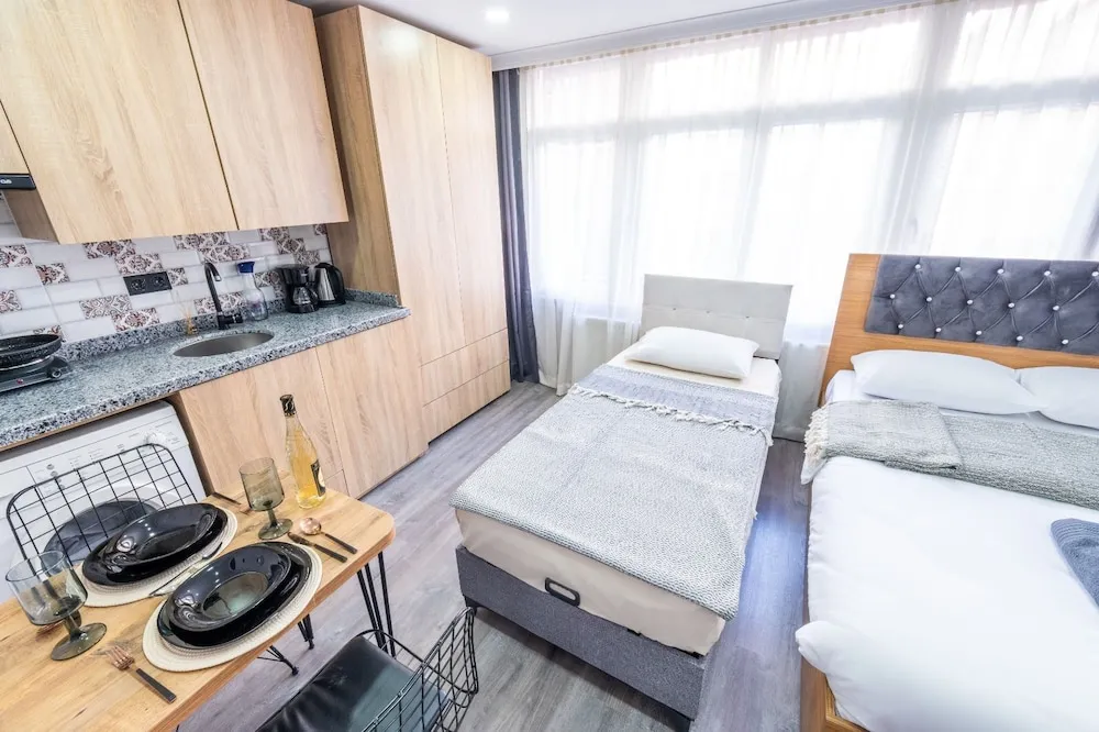 Comfort Üç Kişilik Oda, Şehir Manzaralı