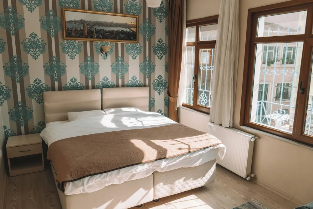 Comfort Üç Kişilik Oda, Park Manzaralı