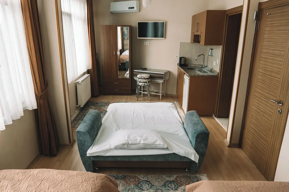 Comfort Üç Kişilik Oda, Park Manzaralı