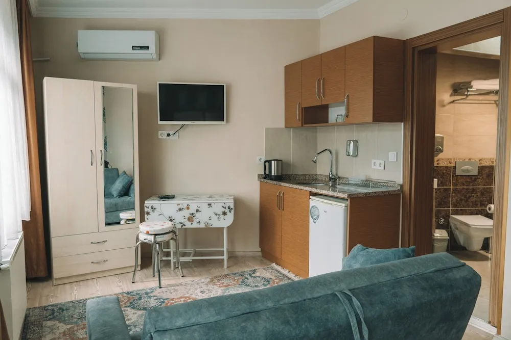 Comfort Üç Kişilik Oda, Park Manzaralı