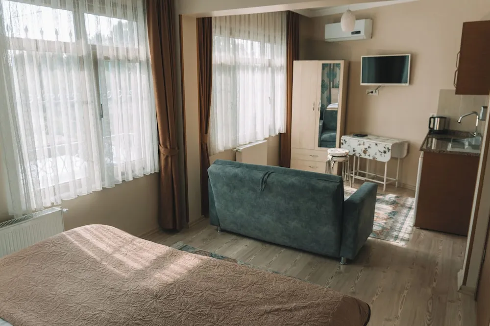 Comfort Üç Kişilik Oda, Park Manzaralı