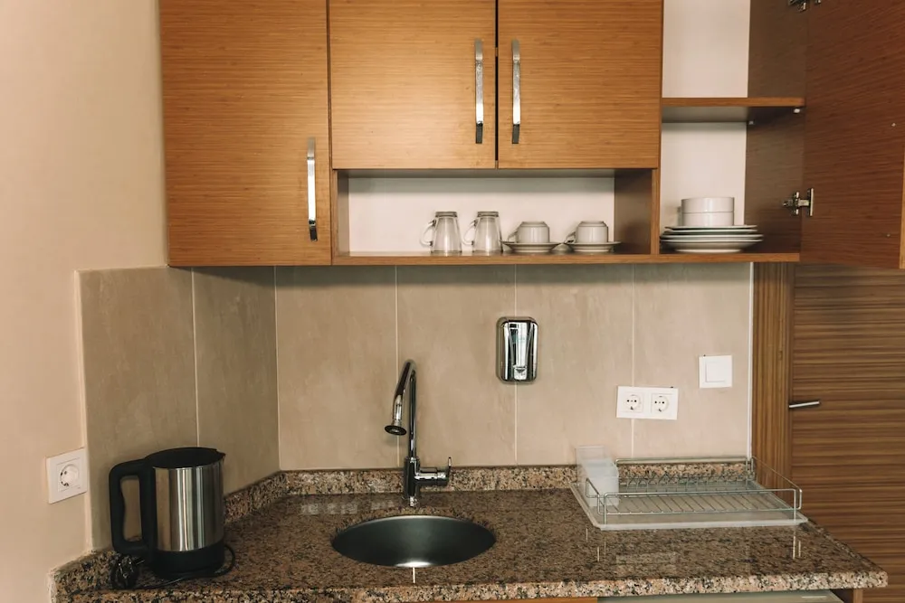 Comfort Üç Kişilik Oda, Park Manzaralı