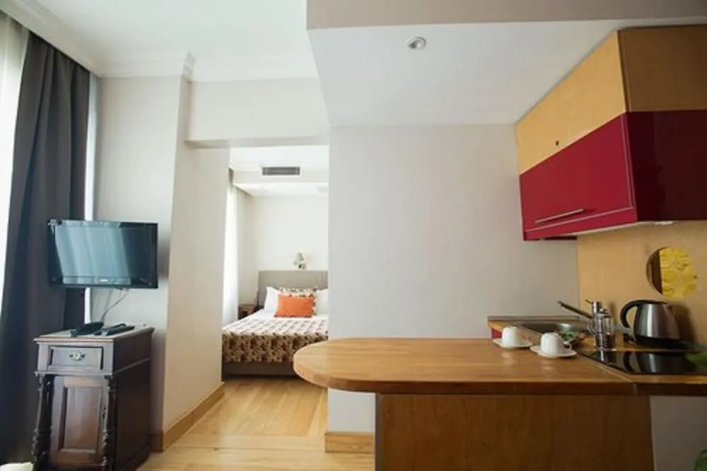 Suite Room with Kitchenette