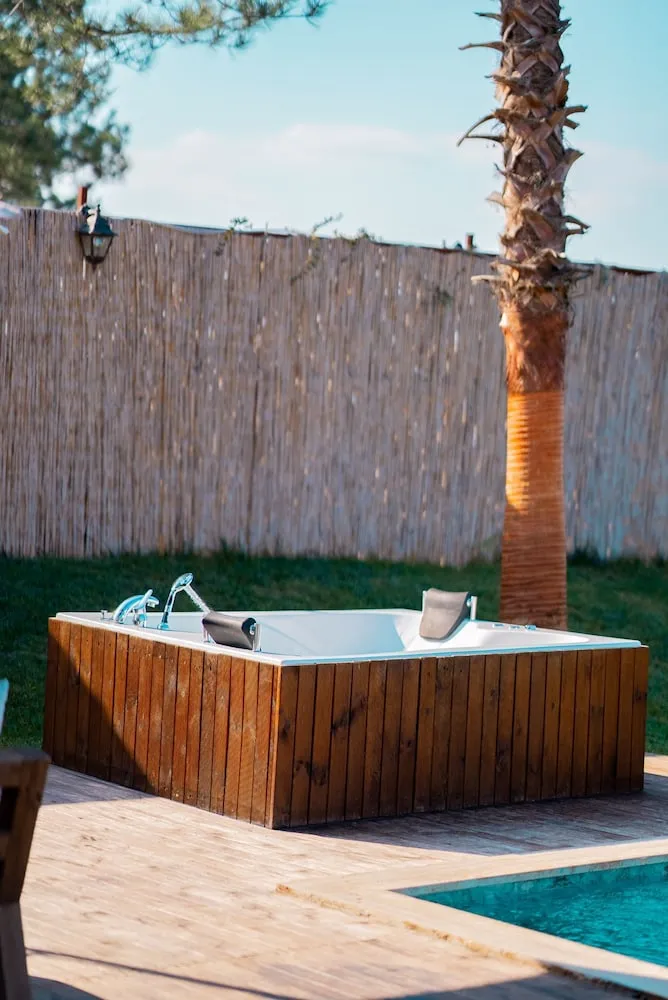 Luxury Villa, 2 Yatak Odası, Göl Manzaralı