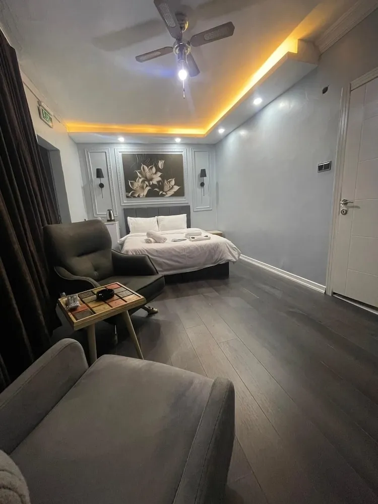 Deluxe Tek Büyük veya İki Ayrı Yataklı Oda