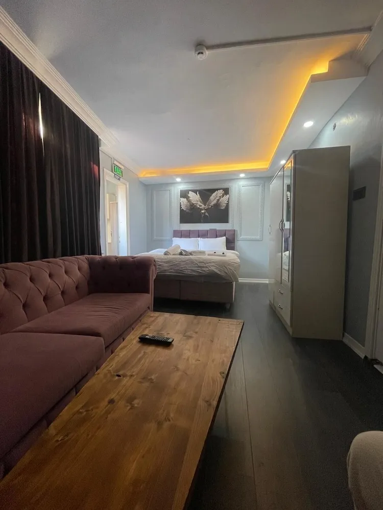 Deluxe Tek Büyük veya İki Ayrı Yataklı Oda