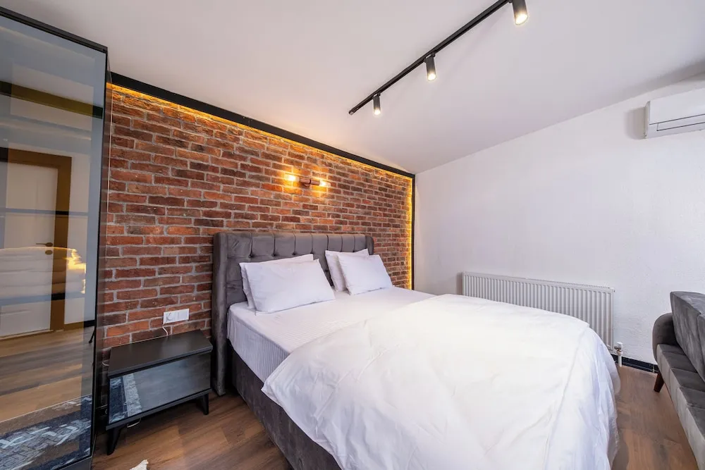 Romantic Stüdyo Süit, 1 Büyük (Queen) Boy Yatak ve Çekyat, Sıcak Su Küveti, Executive Katı