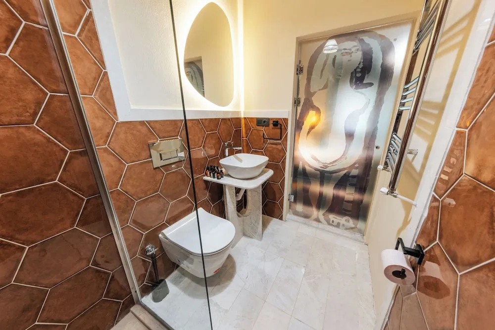 Classic Tek Büyük Yataklı Oda