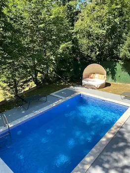 Elif'in Gizli Bahçesi