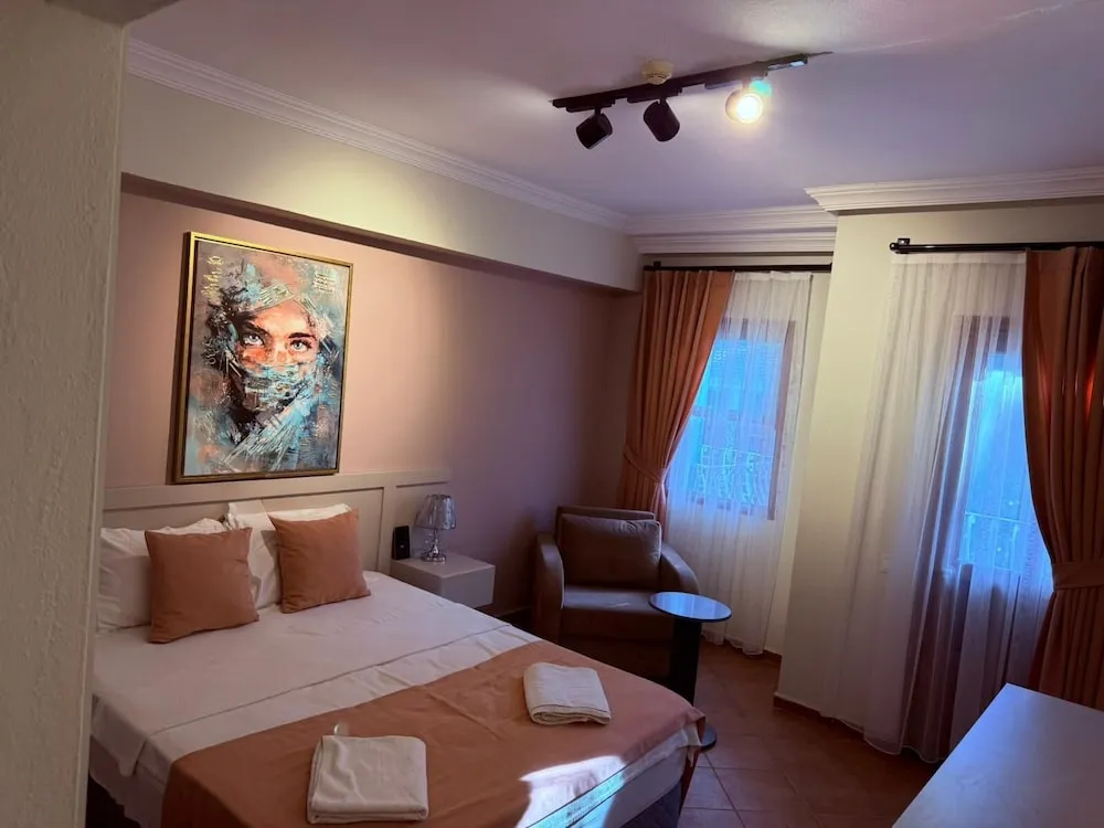 Standard Çatı Katı (Loft), Balkon, Dağ Manzaralı