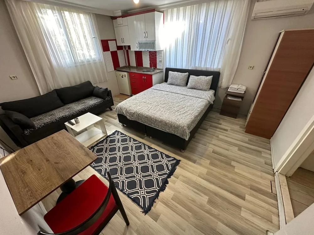 Economy Stüdyo, Şehir Manzaralı