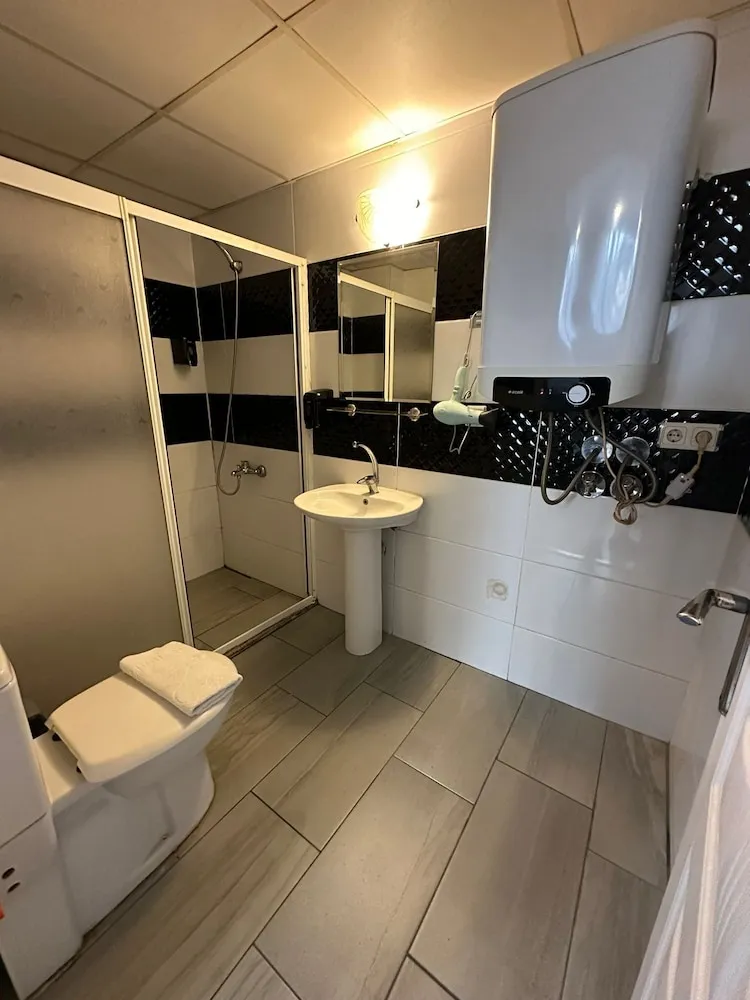 Economy Stüdyo, Şehir Manzaralı