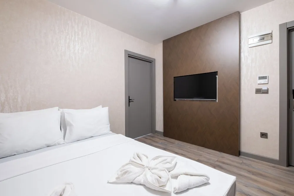 Deluxe Dört Kişilik Oda, Deniz Manzaralı