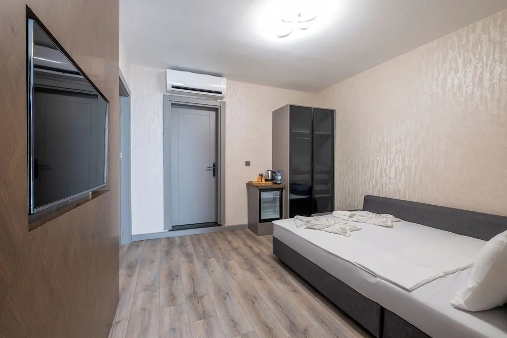Deluxe Dört Kişilik Oda, Deniz Manzaralı