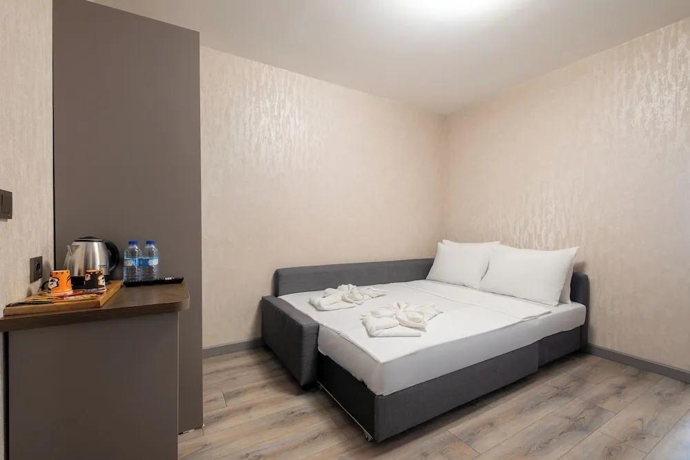 Deluxe Dört Kişilik Oda, Deniz Manzaralı