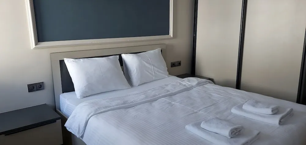 Apart Daire, 1 En Büyük (King) Boy Yatak ve Çekyat, Balkon, Bahçe Manzaralı