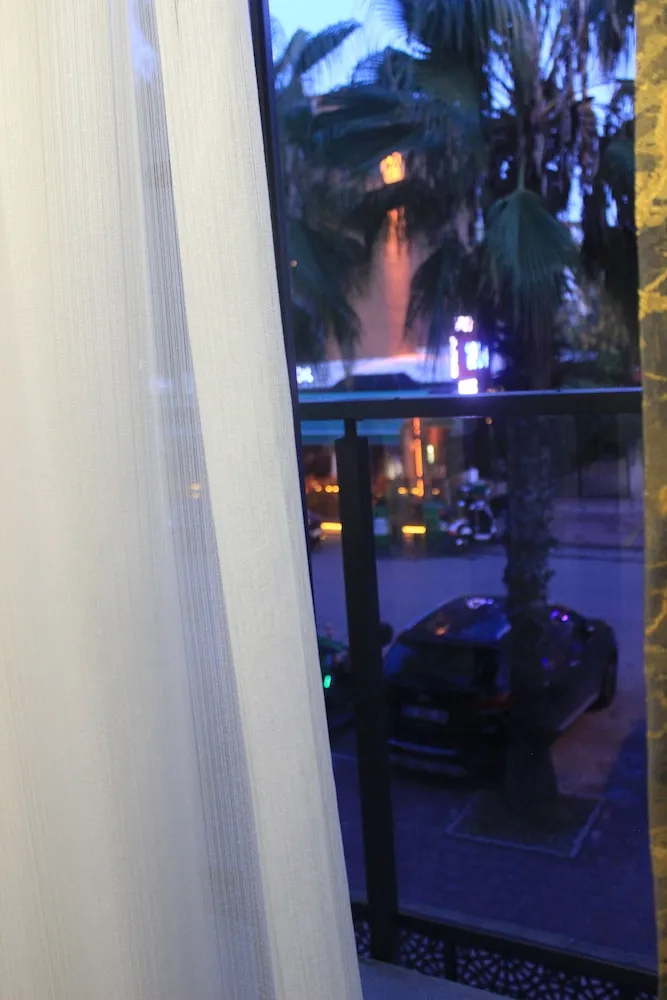 Deluxe Süit, Balkon