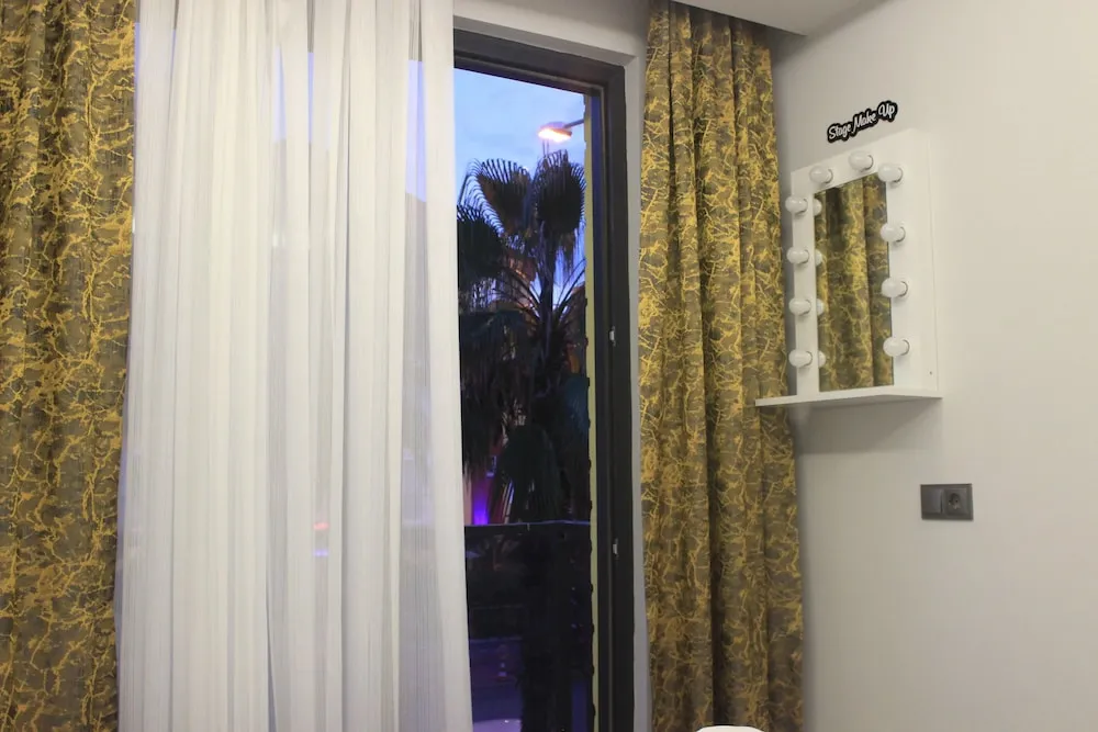Deluxe Süit, Balkon