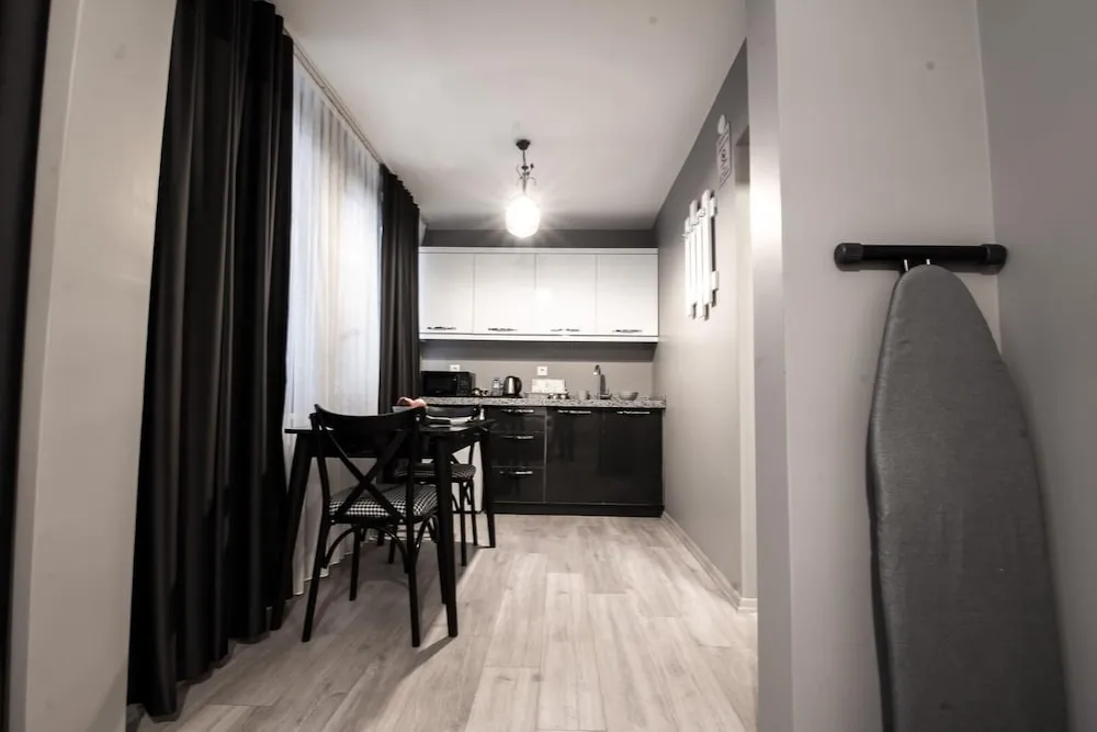 Deluxe Üç Kişilik Oda, Şehir Manzaralı