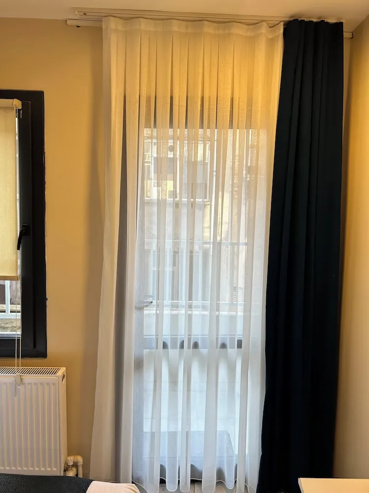 Superior Üç Kişilik Oda, Sigara İçilebilir, Balkon