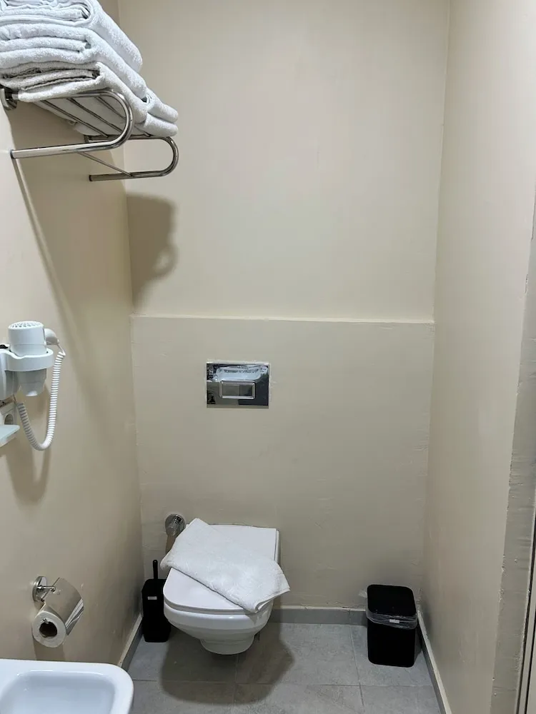 Classic Üç Kişilik Oda, Sigara İçilmez, Özel Banyo