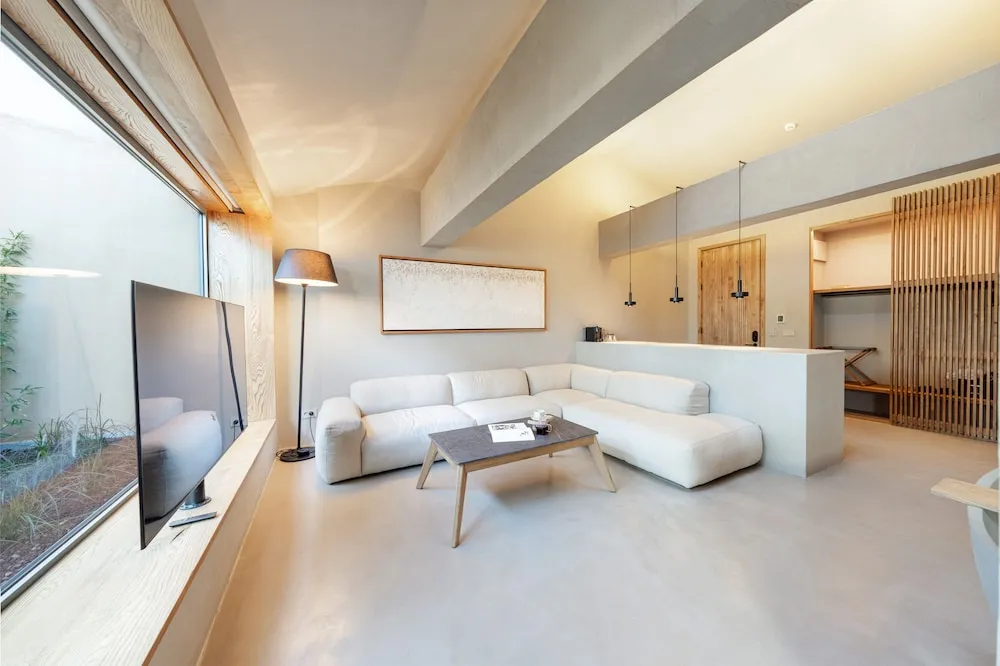 Premium Loft Suite