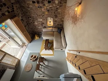 To Spiti Homes