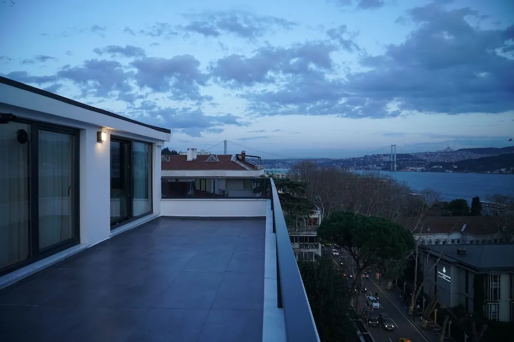 Luxury Çatı Katı Süiti (Penthouse)