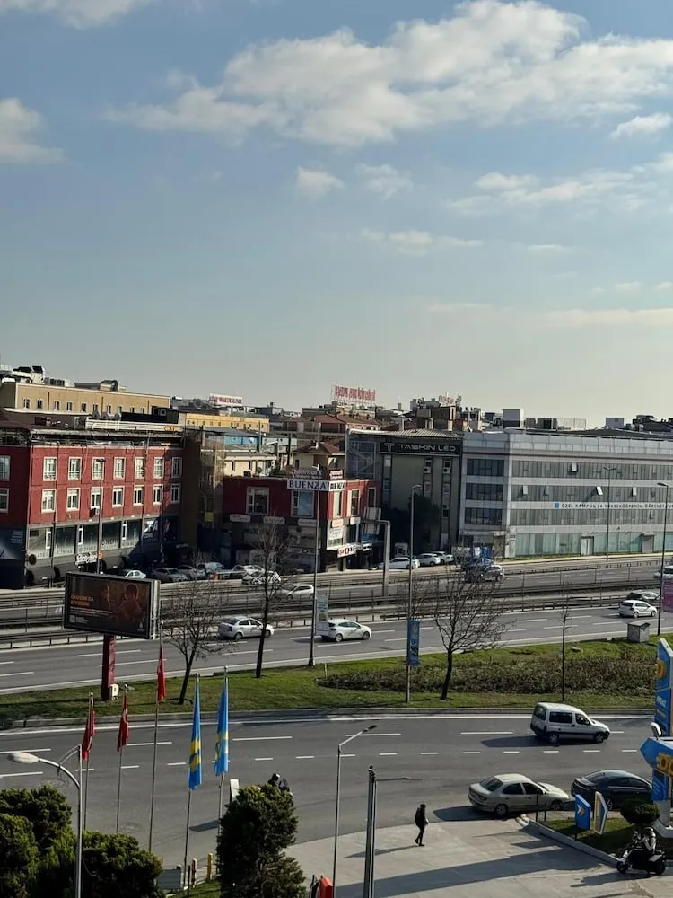 Standard Tek Büyük Yataklı Oda, Şehir Manzaralı