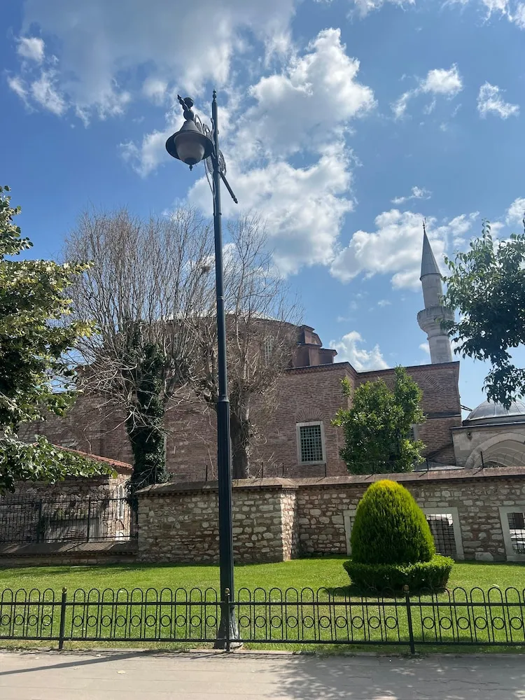 Deluxe Double or Twin Room, Garden View (2 Adults + 1 Child)