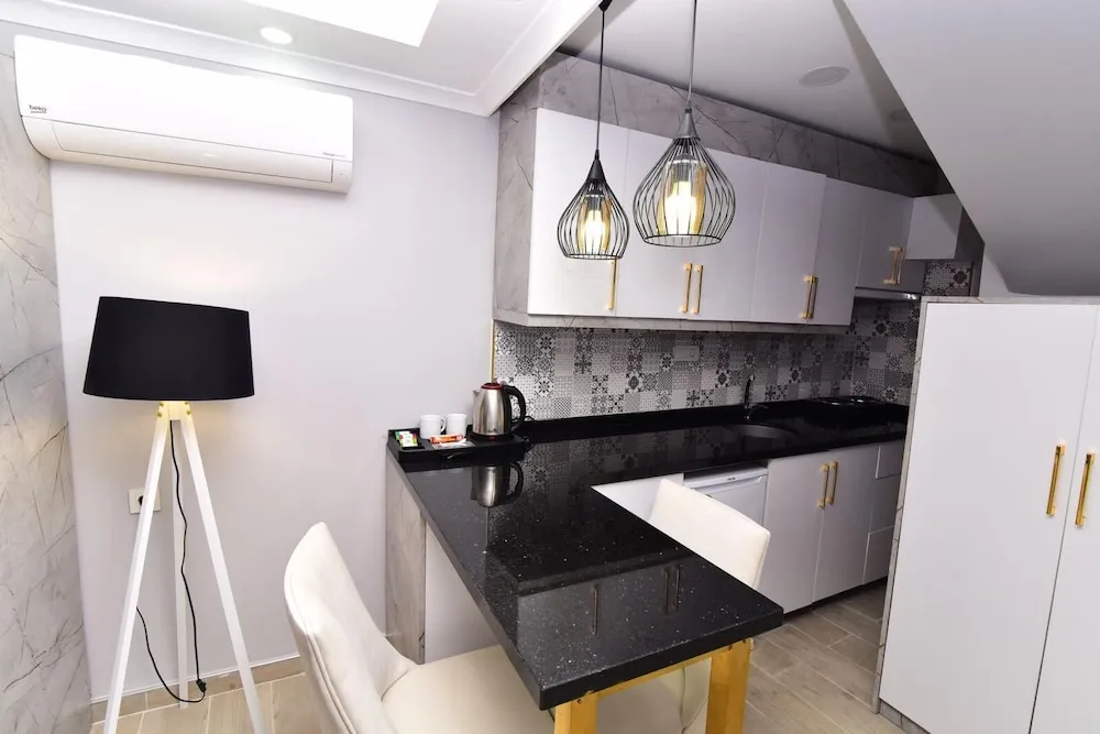 Deluxe Double Room (2 Adults + 1 Child -Basement Floor)