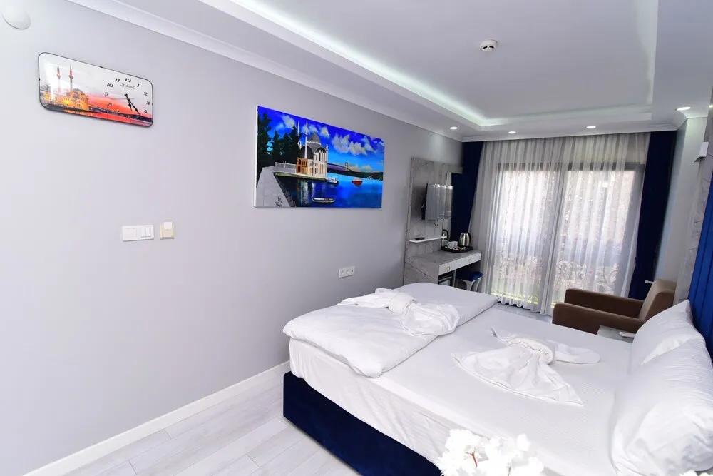 Deluxe Tek Büyük Yataklı Oda, Bahçe Manzaralı