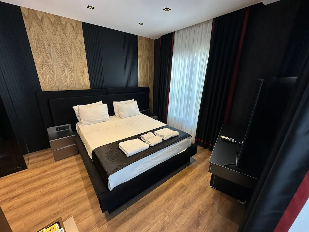 Standard Tek Büyük Yataklı Oda, Şehir Manzaralı