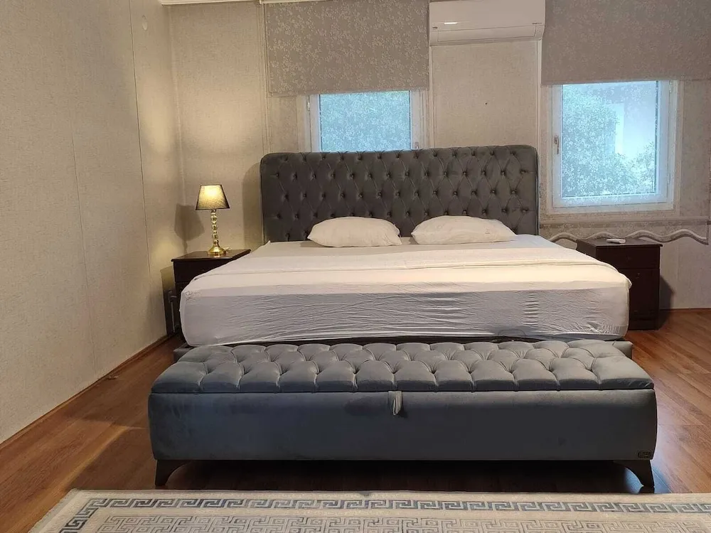 Deluxe Stüdyo Süit, Avlu Manzaralı