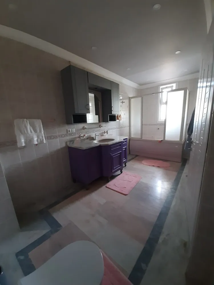 Deluxe Stüdyo Süit, Avlu Manzaralı
